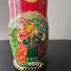 Matryoshka Wooden Doll Nesting Russian Doll USSR 5 Piece Handpainted Vintage New
