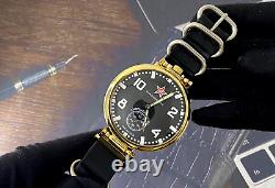 Molniya Watch Mechanical Komandirskie Soviet Star Russian USSR Molnija Vintage