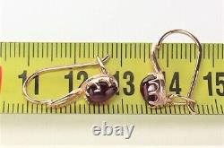 Boucles d'oreilles en or rose russe d'origine vintage de l'URSS avec pierre de grenat 585 14 carats.