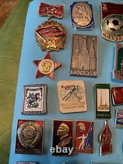 Épingles de l'URSS russes vintage Lot ÉNORME de plus de 40 épingles différentes Badges Olympiques
