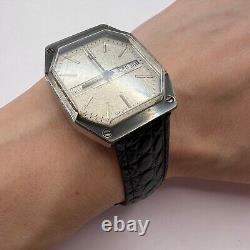 Montre-bracelet mécanique pour homme Vintage URSS Russe avec jour et date Raketa 2628H Jew 19