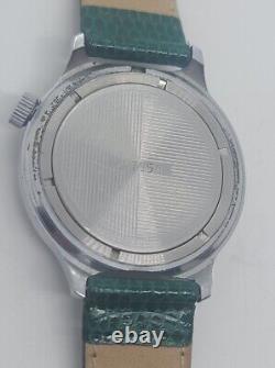 Montre-bracelet vintage russe soviétique mécanique BOCTOK verte à remontage mécanique de l'URSS