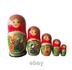 Poupée russe en bois Matryoshka, lot de 5 pièces peintes à la main, vintage et neuf, de l'URSS